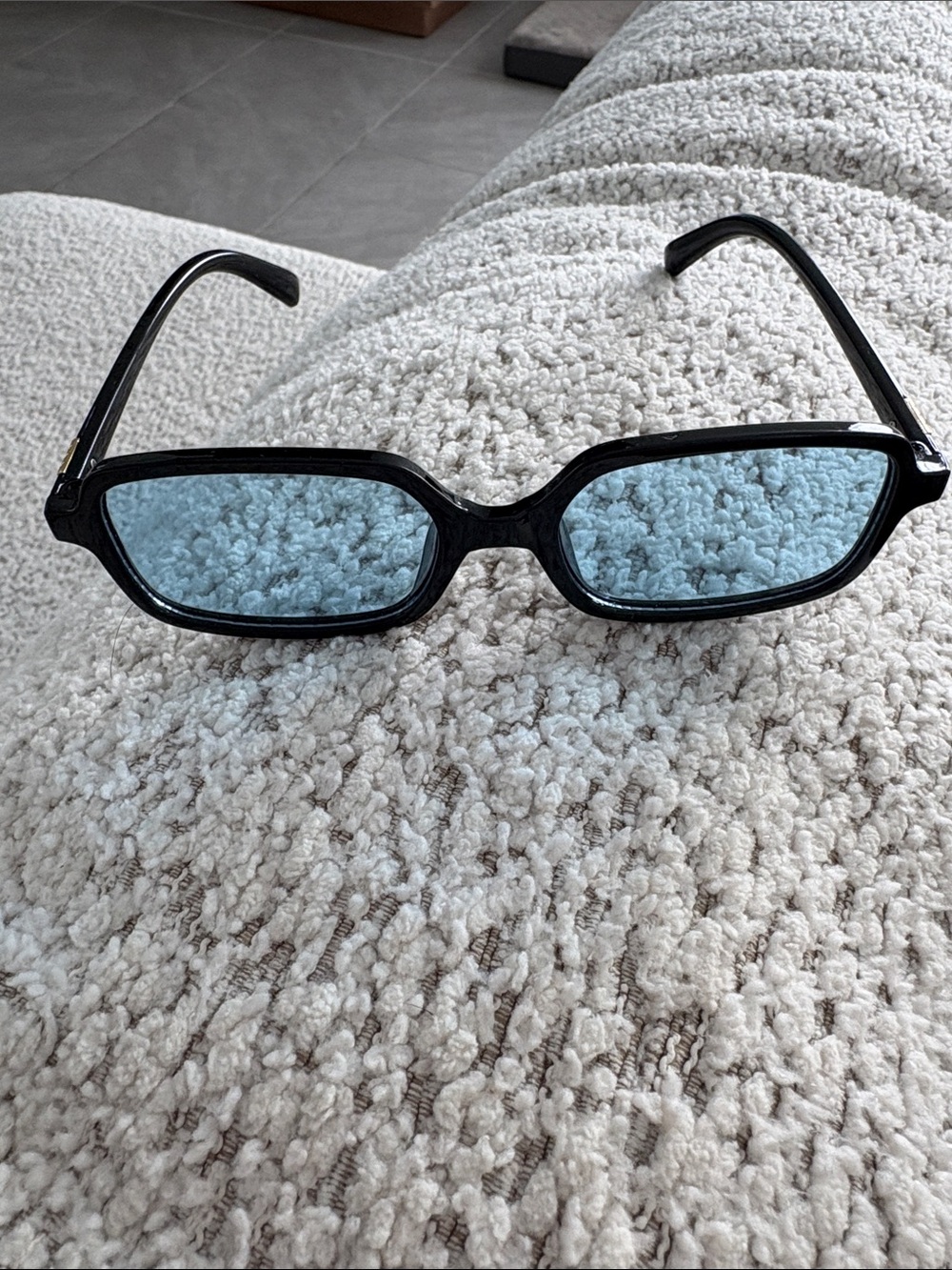 Women’s Black Frame Sunglasses with Blue Lenses Rectangle